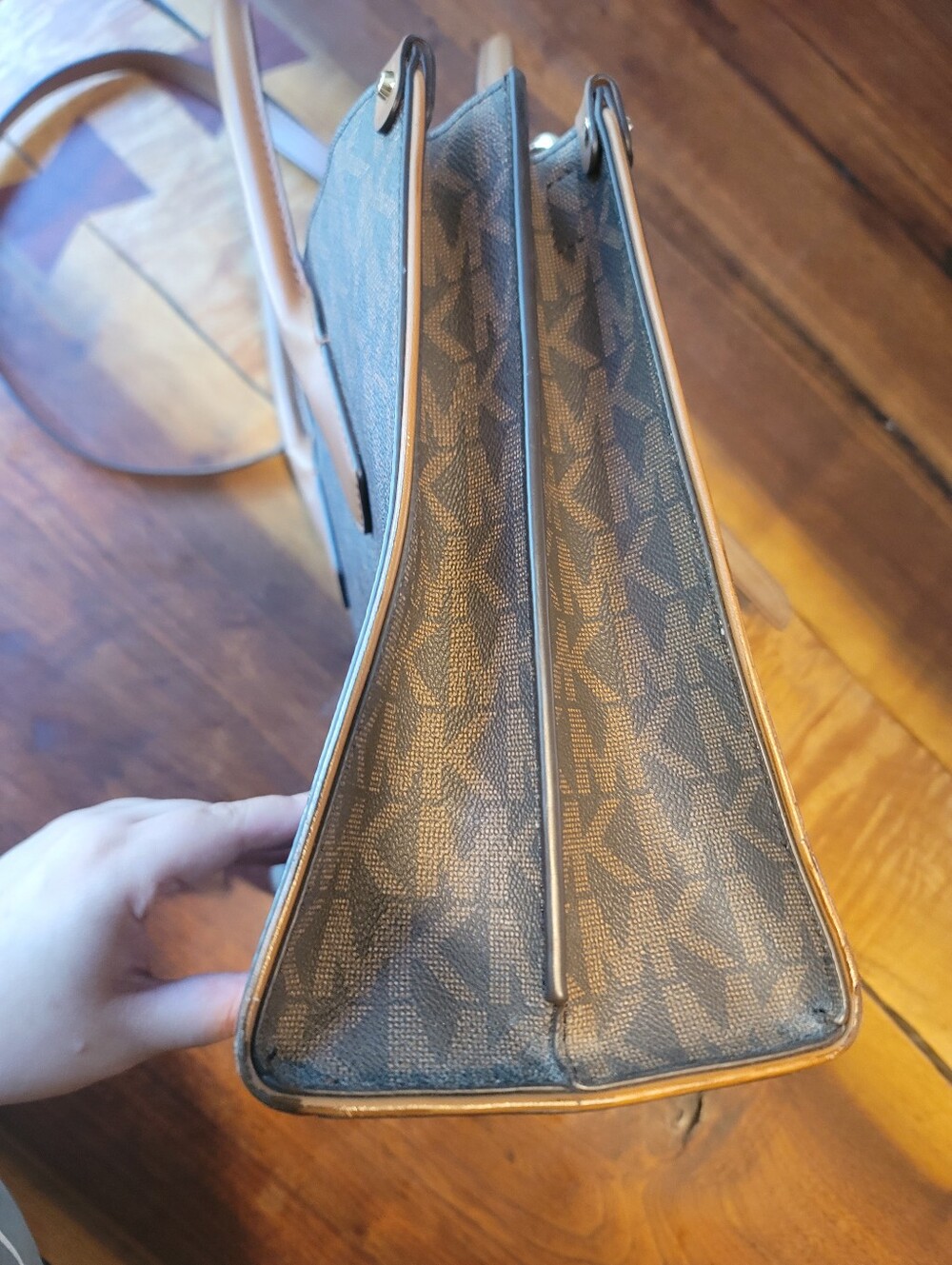 Michael Kors Triple Compartment Shoulder Bag With Detachable Strap - Picture 13 of 13